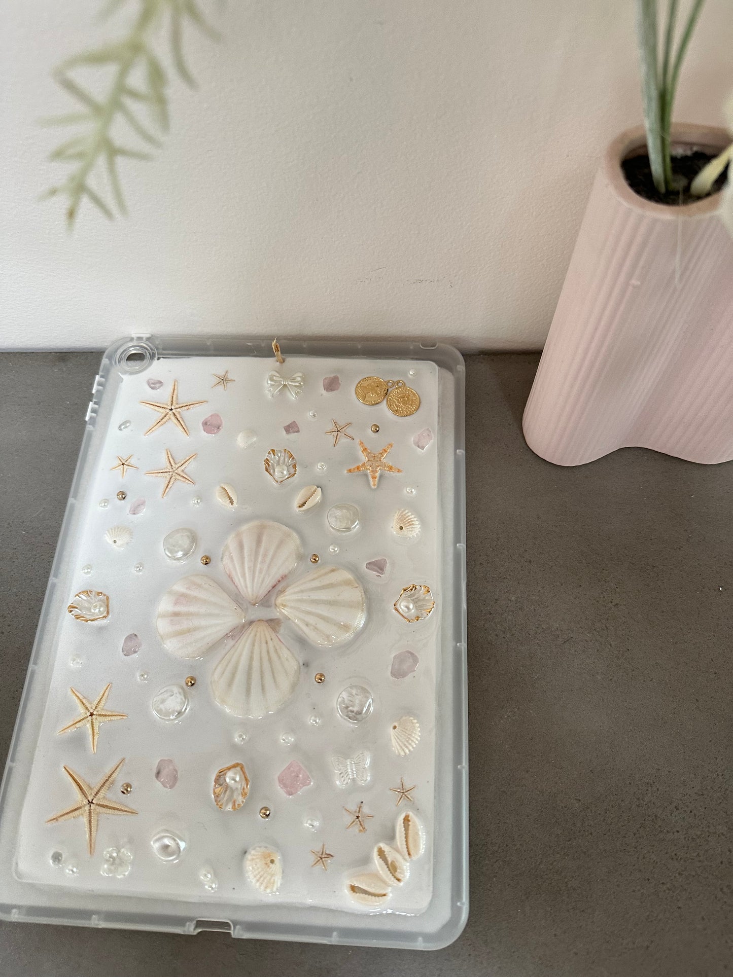 NEW CUSTOM SEASHELL IPAD CASES 🐚