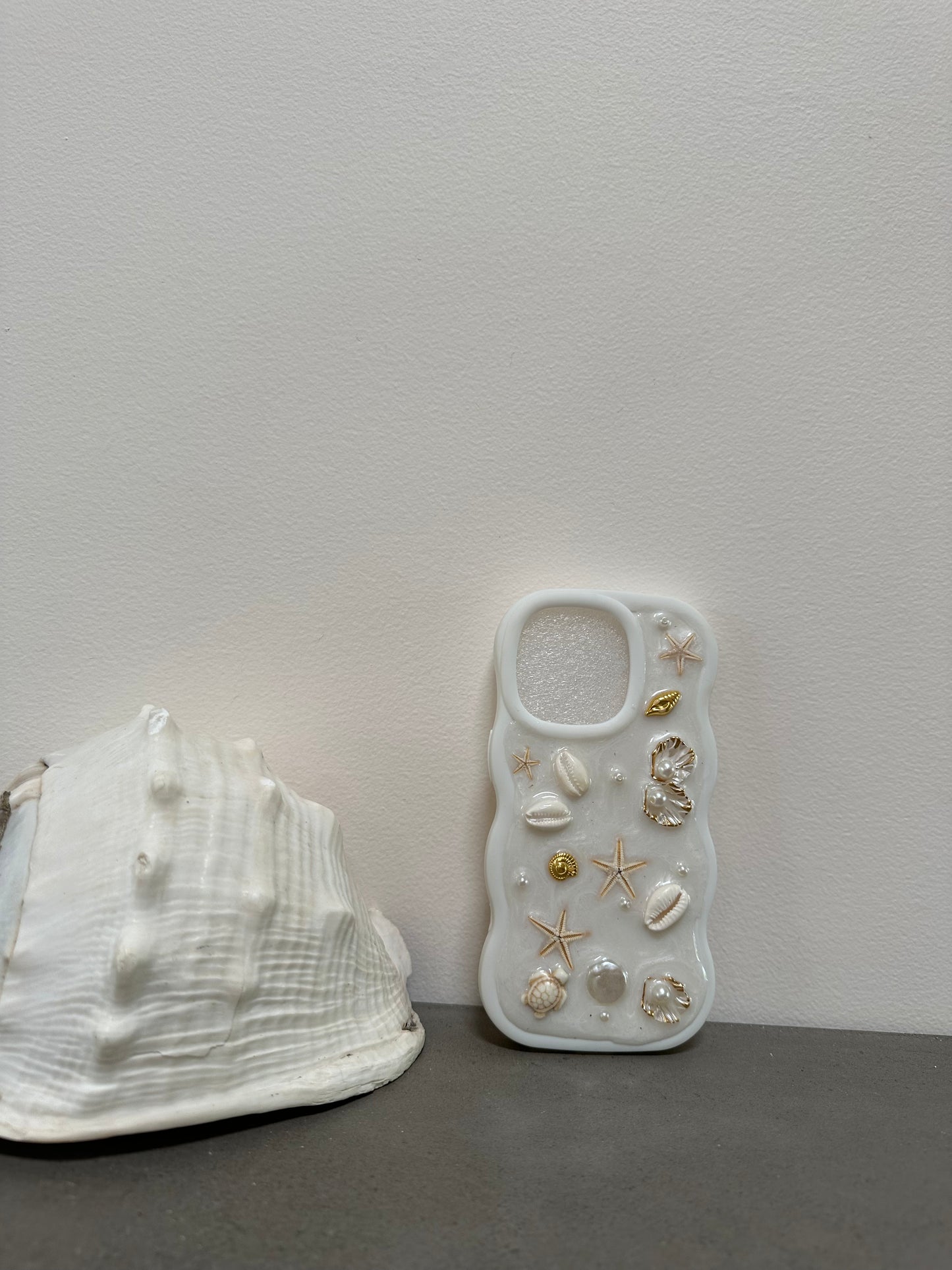 Coastal Luxe Minimal